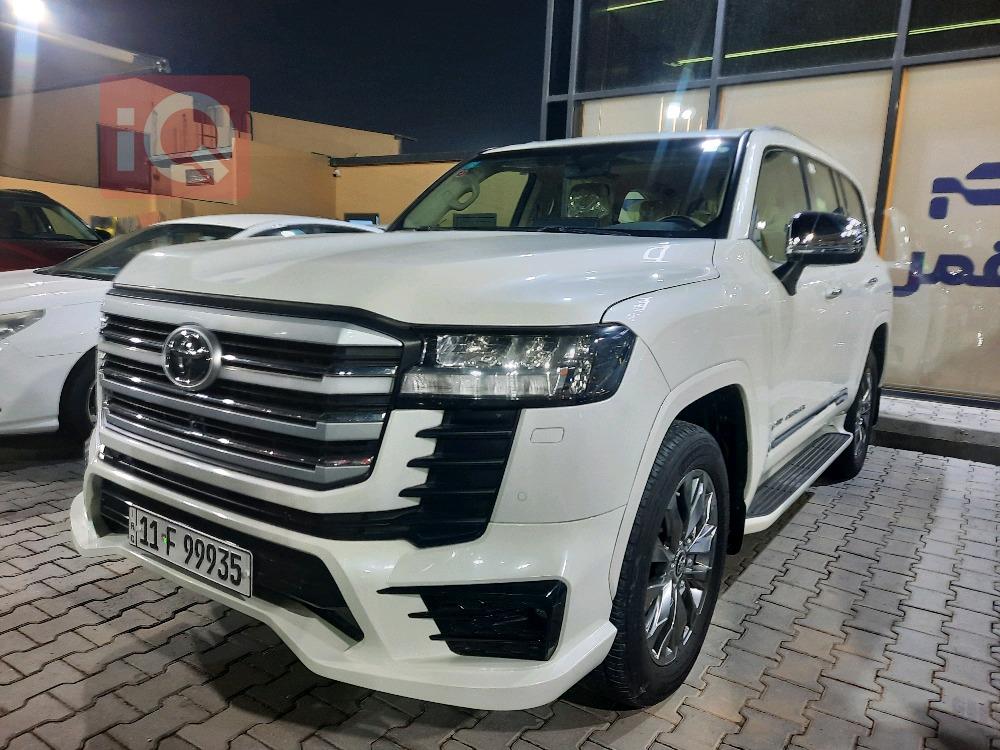 تويوتا لاندكروزر